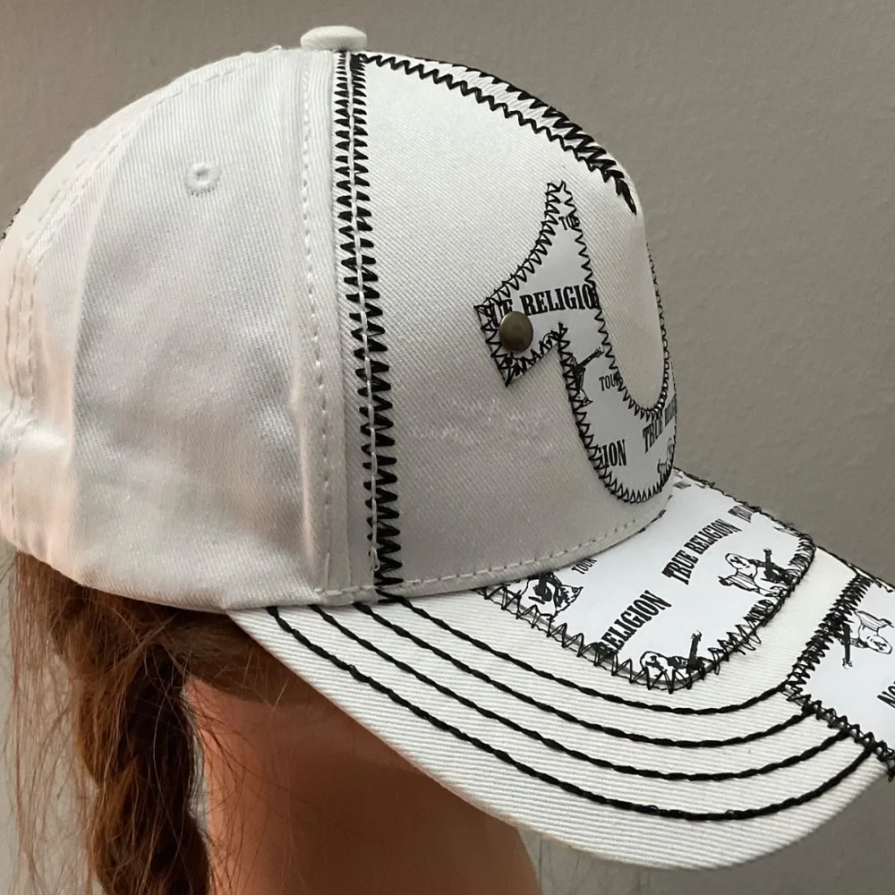 True religion hat